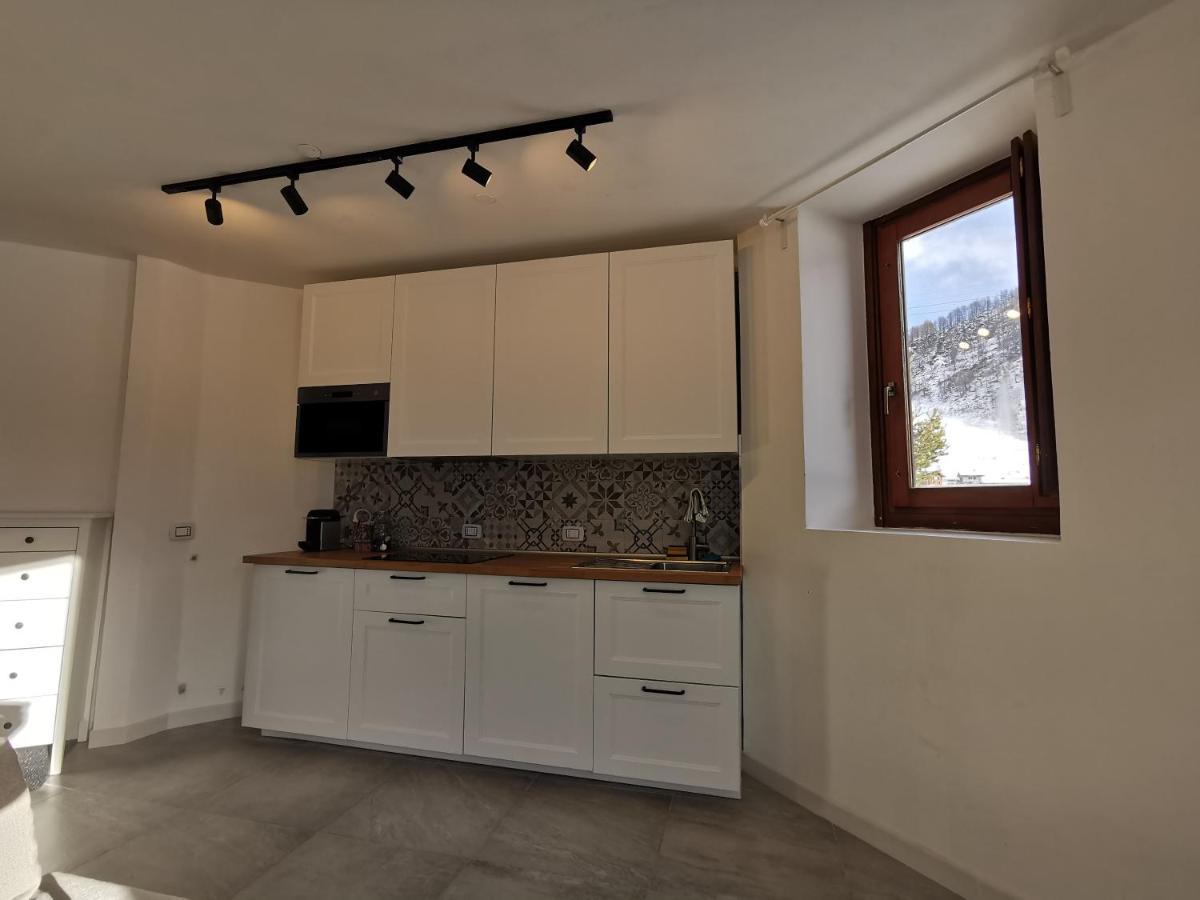 Aura Snowy Peaks Apartment At The Foot Of The Matterhorn - Cerviniaholidays-Com Breuil-Cervinia Buitenkant foto